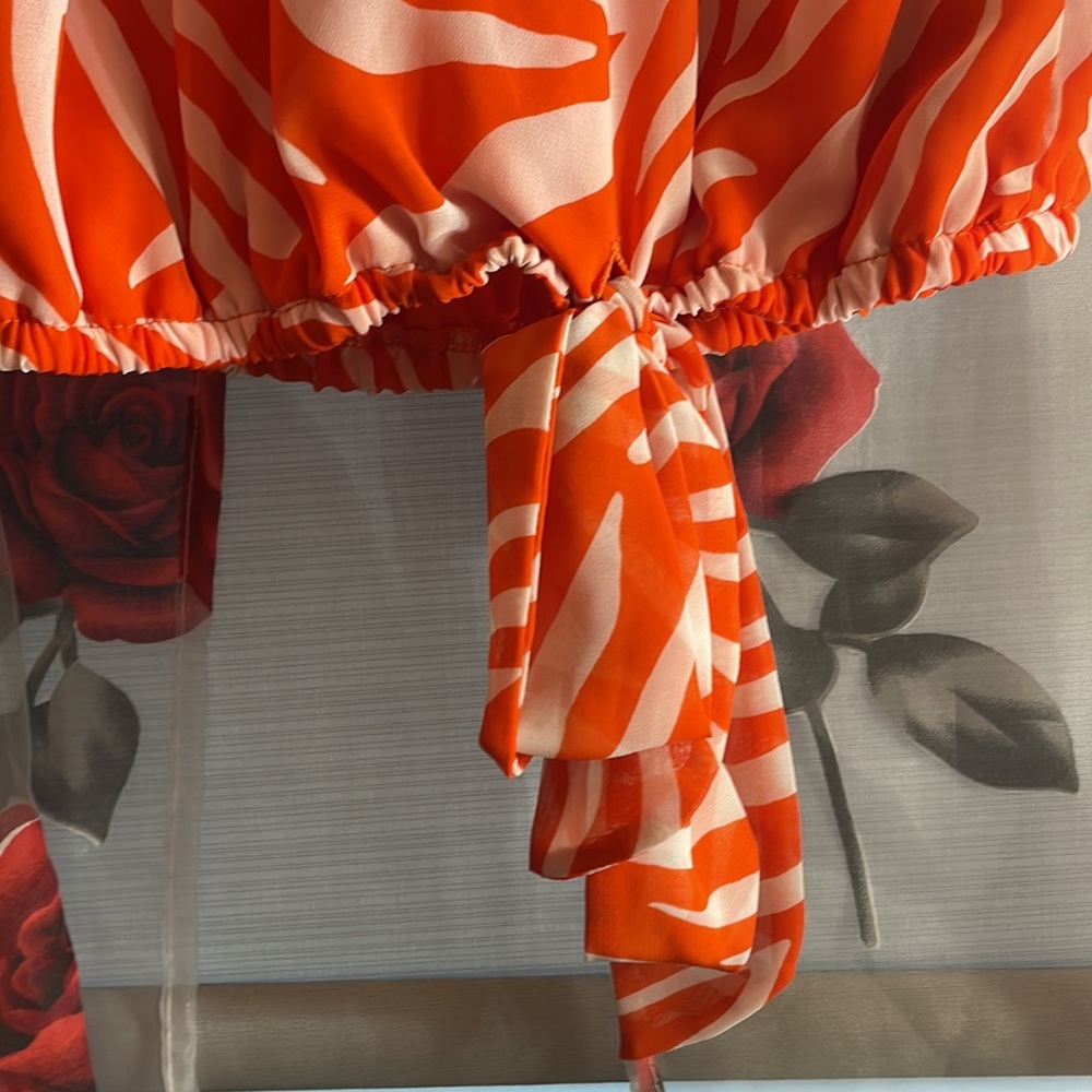 Orange and white zebra top size S - Picture 3 of 3